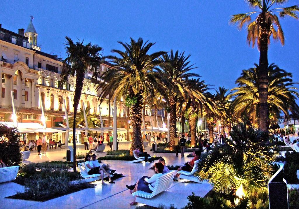 The Palace Collection In Split Centre Buitenkant foto