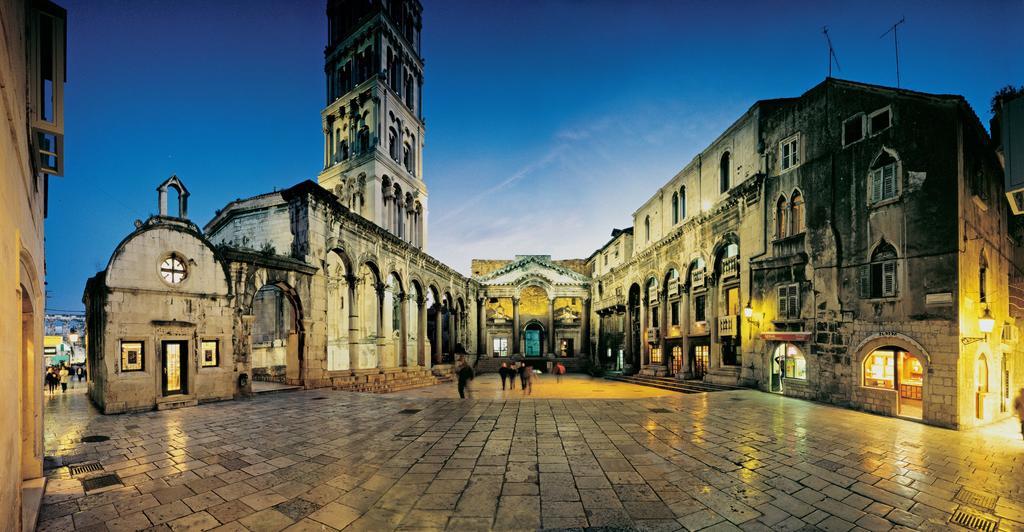 The Palace Collection In Split Centre Buitenkant foto